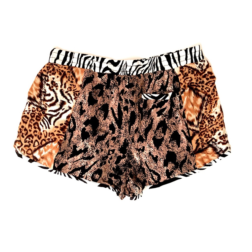 Animal Pattern Short 🐅🦓🐆 - Picture 2 of 7